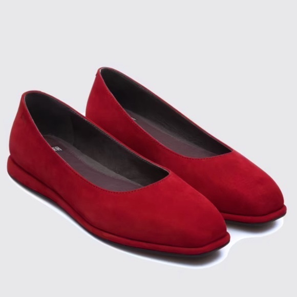 Camper Shoes - Camper Fidelia Square Toe Flats With Low Wedge in Red Size 8.5